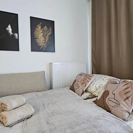 Global Center Apartment